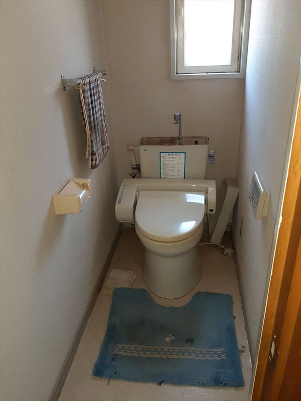 佐久市岩村田　中古戸建 内観写真（トイレ）