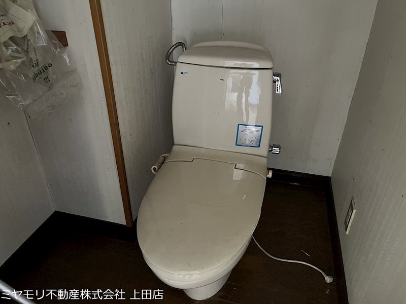 上田市大屋　事業用建物 内観写真（トイレ）