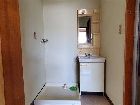 佐久市伴野　中古アパート 内観写真（洗面台・洗面所）