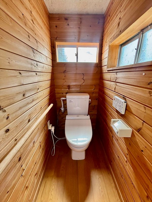 佐久市甲　中古戸建 内観写真（トイレ）