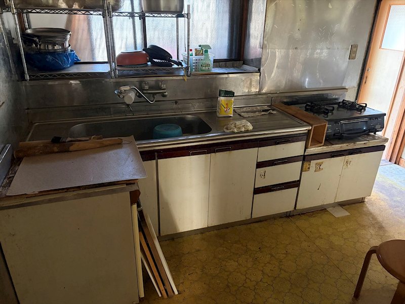 佐久市三河田　中古戸建 内観写真（キッチン）