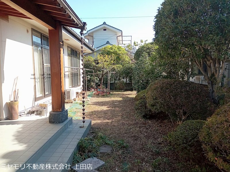 【契約済】　上田市常磐城6丁目　中古戸建 現地写真
