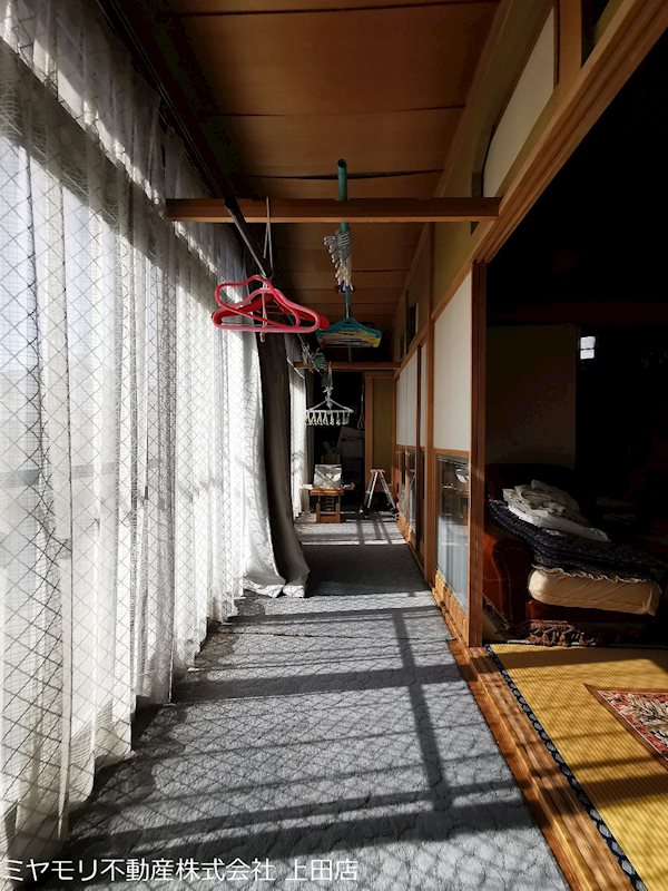 上田市常磐城　中古戸建 内観写真（内装）