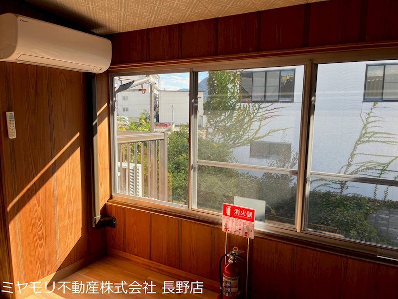 長野県千曲市上山田温泉２丁目 内観写真（内装）