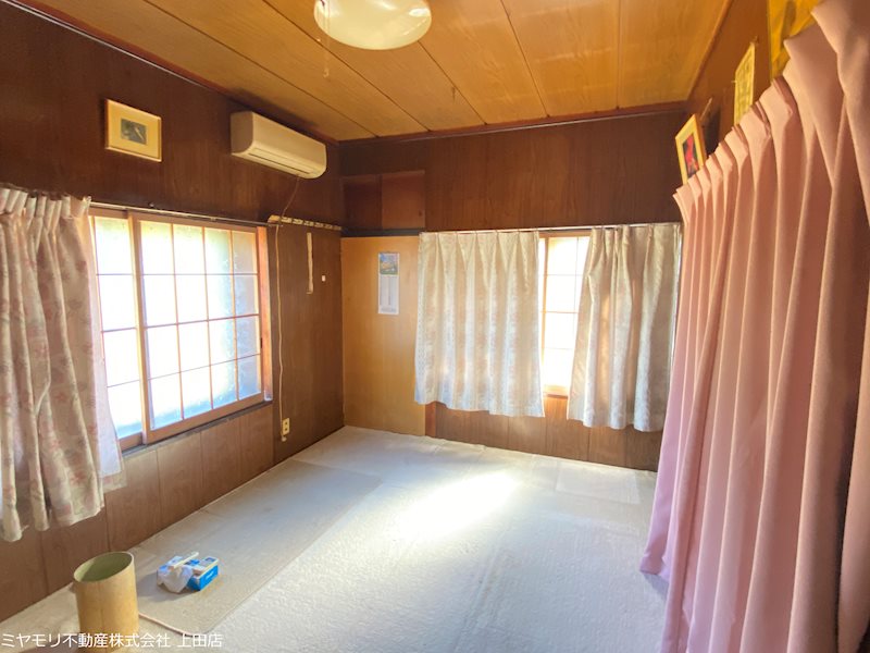 上田市御嶽堂　中古戸建 内観写真（リビング以外の居室）