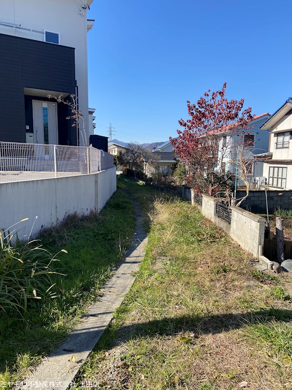 上田市上田原　土地 現地写真