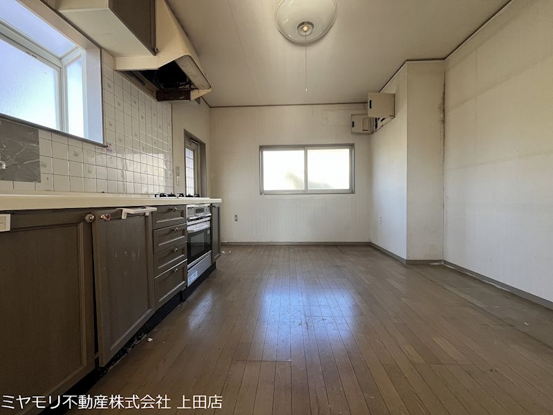 上田市上田　中古戸建 内観写真（キッチン）