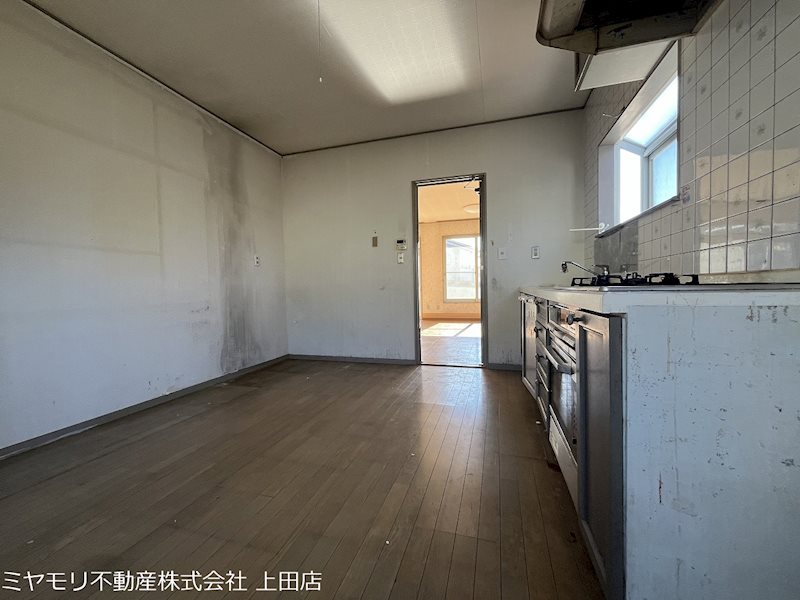 上田市上田　中古戸建 内観写真（キッチン）
