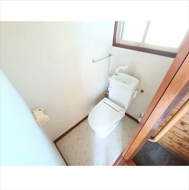 小諸市柏木　中古戸建 内観写真（トイレ）