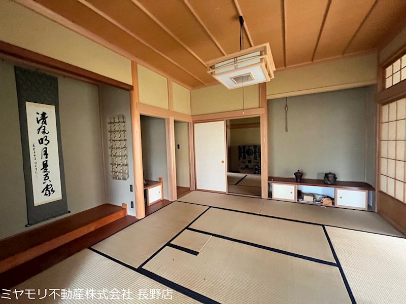 長野県中野市七瀬 内観写真（リビング以外の居室）