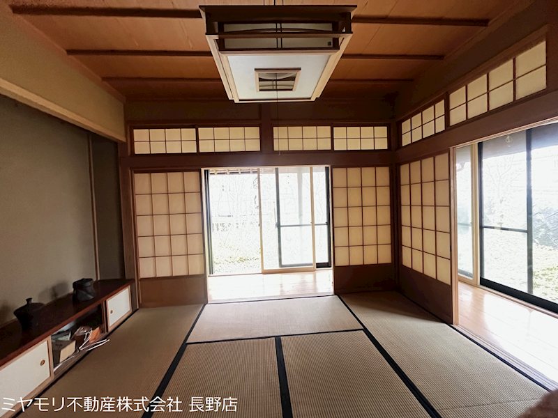 長野県中野市七瀬 内観写真（リビング以外の居室）