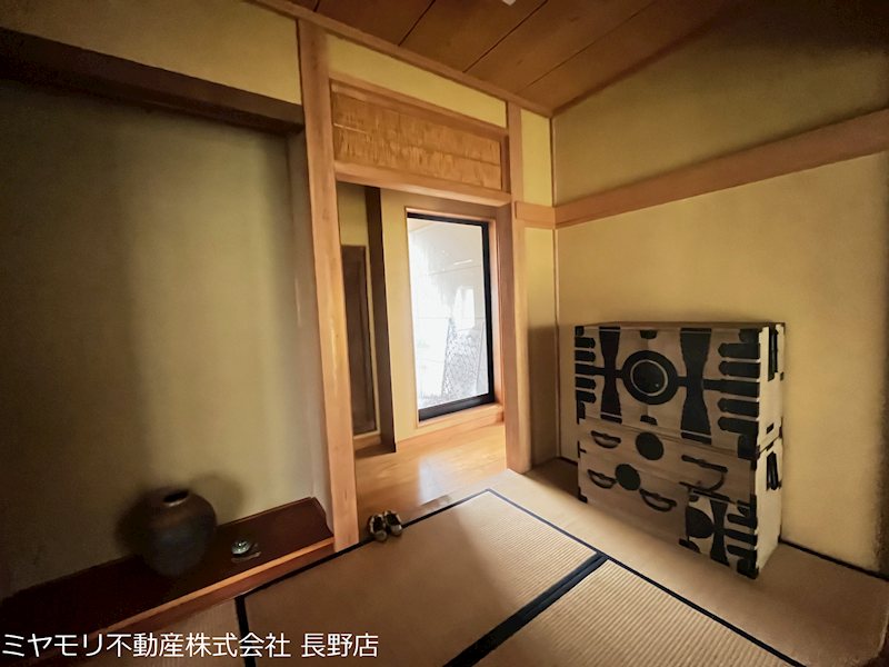 長野県中野市七瀬 現地写真（玄関）