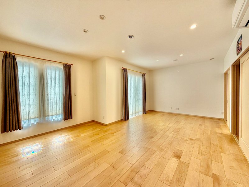 佐久市平賀　中古戸建 内観写真（リビング）