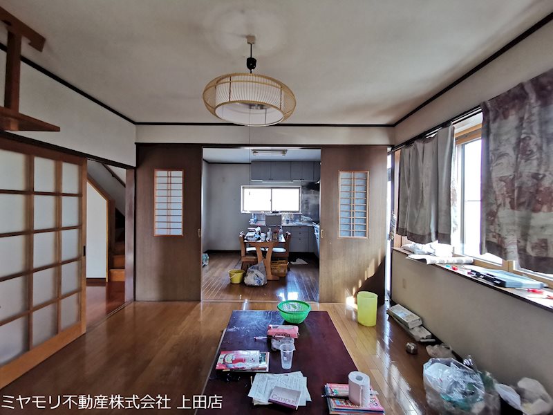 上田市生田　中古戸建 内観写真（リビング以外の居室）