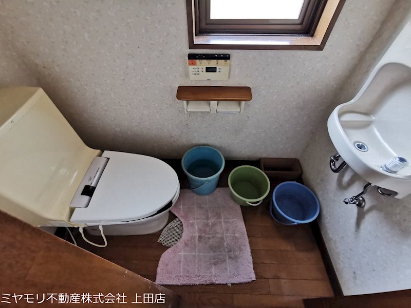 上田市生田　中古戸建 内観写真（トイレ）