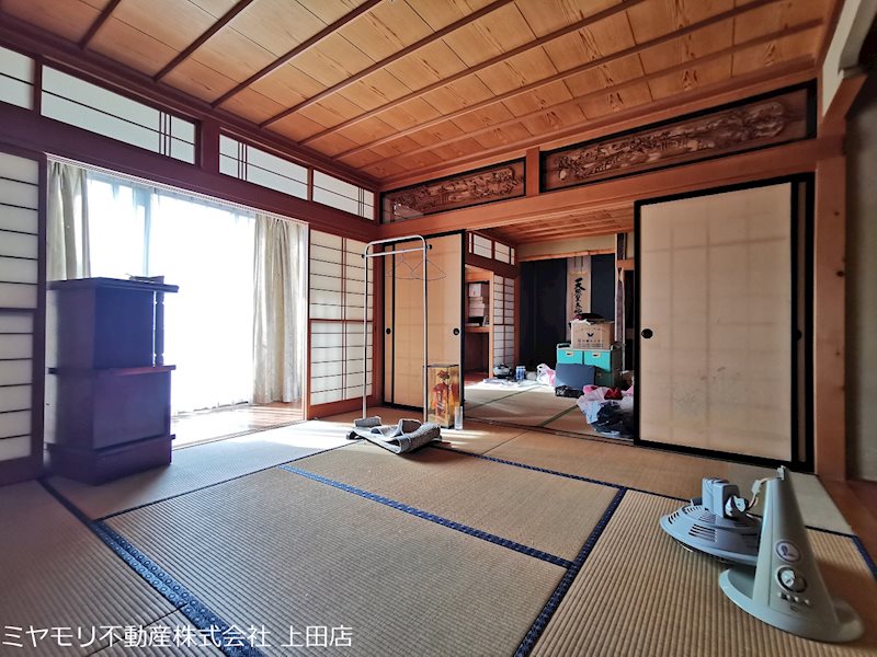 上田市生田　中古戸建 内観写真（リビング以外の居室）