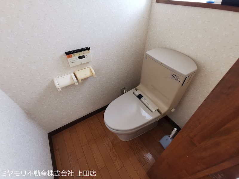 上田市生田　中古戸建 内観写真（トイレ）