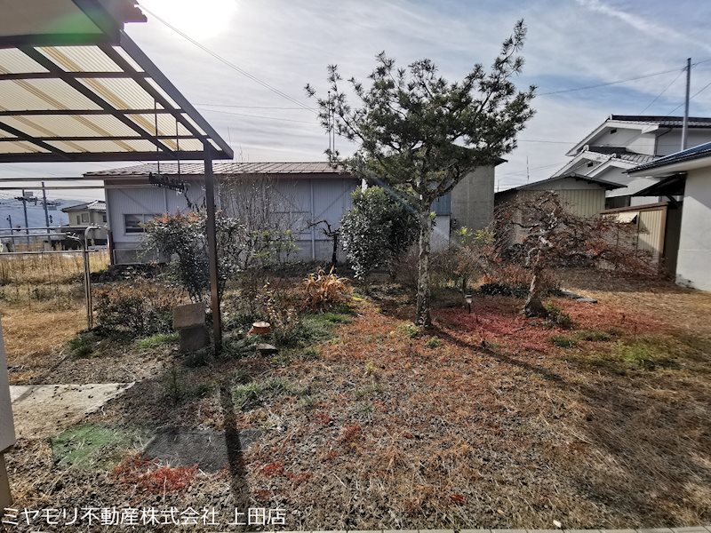 上田市生田　中古戸建 現地写真（庭）