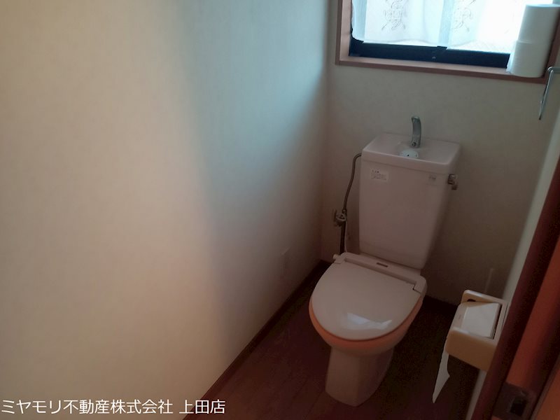 上田市材木町　中古戸建 内観写真（トイレ）