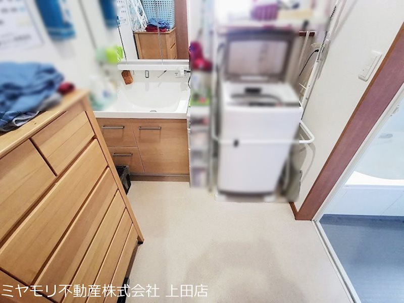 東御市祢津　中古戸建 内観写真（洗面台・洗面所）
