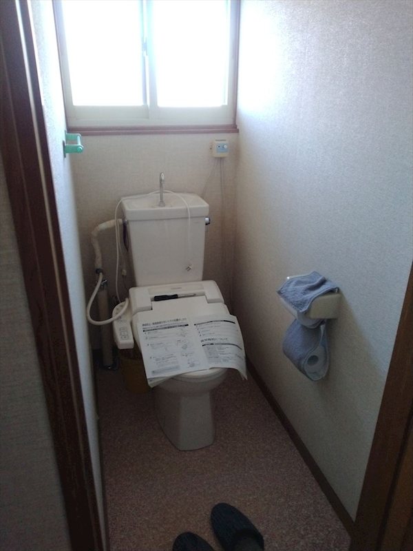 佐久市新子田　中古戸建 内観写真（トイレ）