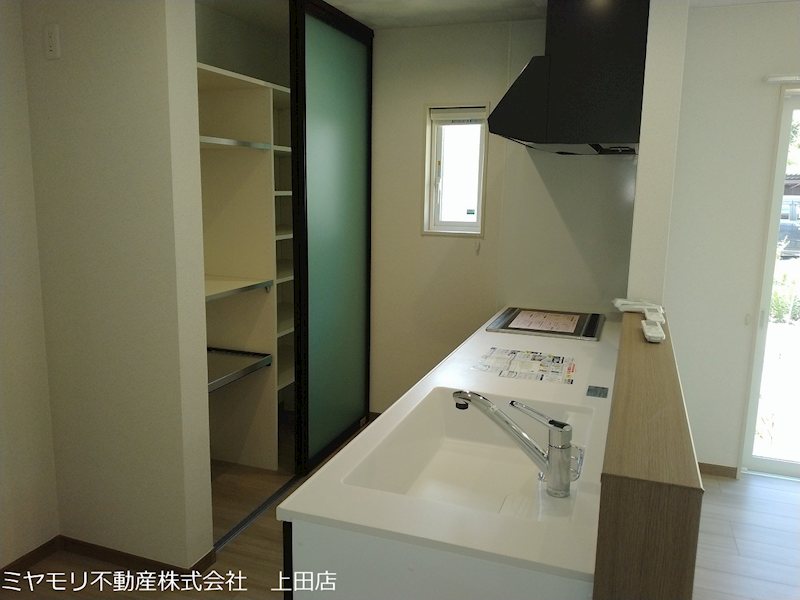 上田市上塩尻　新築戸建 内観写真（キッチン）