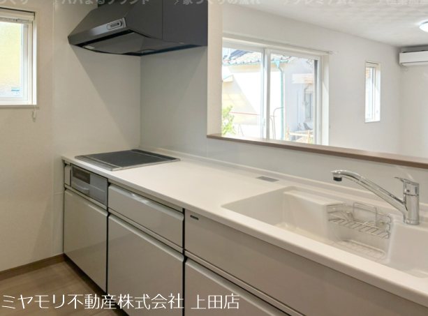 上田市上塩尻　新築戸建 内観写真（キッチン）
