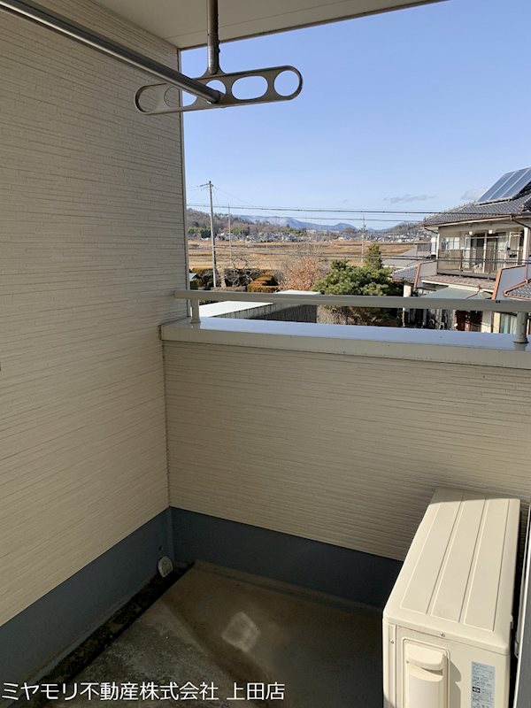 上田市御嶽堂　中古戸建 現地写真（バルコニー）