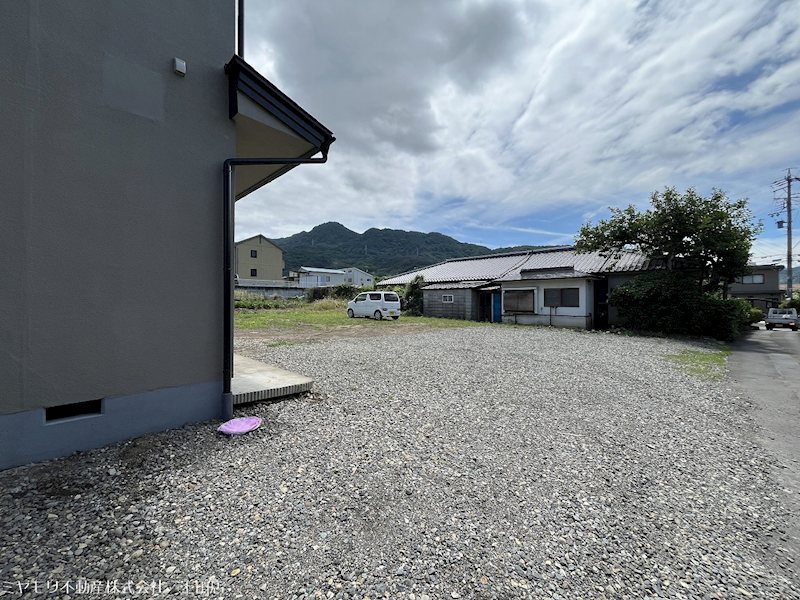 坂城町中之条　中古戸建 現地写真（庭）