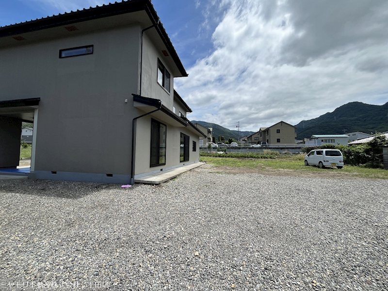 坂城町中之条　中古戸建 現地写真（庭）