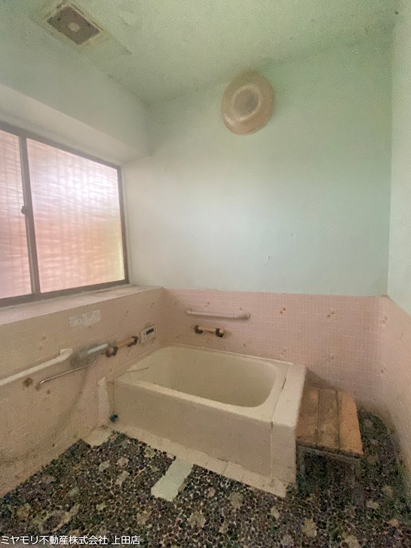 東御市県　中古戸建 内観写真（浴室）