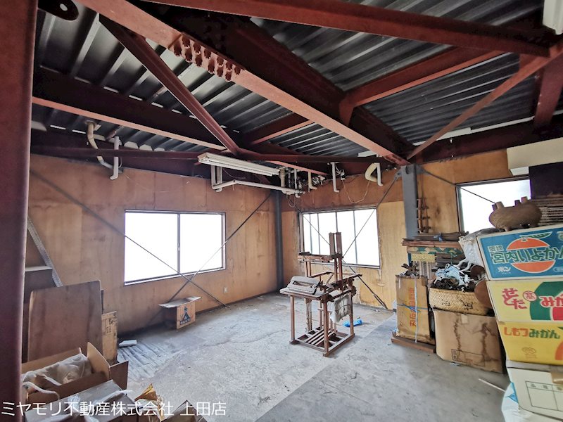 【商談中】上田市常磐城1丁目　中古戸建 現地写真