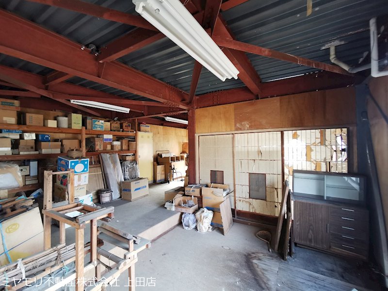 【商談中】上田市常磐城1丁目　中古戸建 現地写真