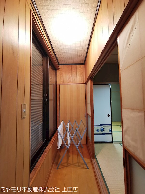 【商談中】上田市常磐城1丁目　中古戸建 内観写真（その他）