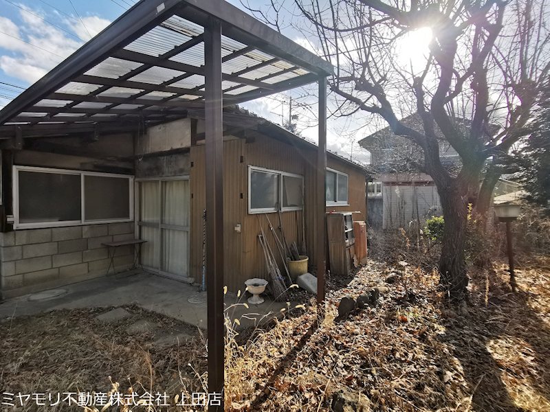 【商談中】上田市常磐城1丁目　中古戸建 現地写真