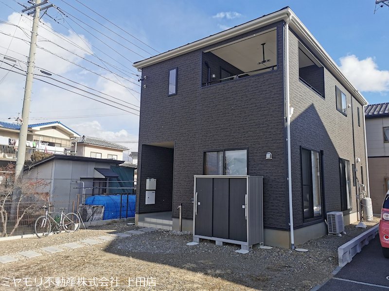 【商談中】上田市諏訪形　中古戸建 現地写真