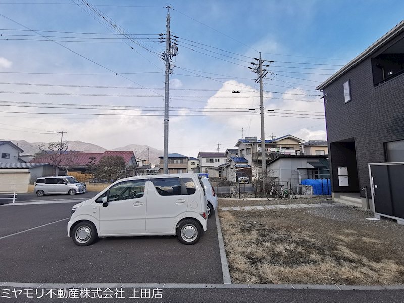 【商談中】上田市諏訪形　中古戸建 現地写真