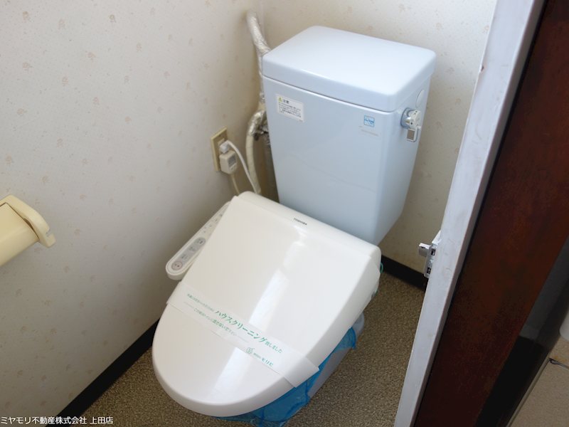 【商談中】上田市生田　中古建物（A棟、B棟、C棟） 内観写真（トイレ）