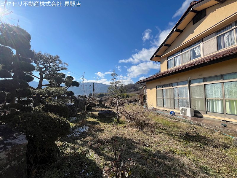 長野県千曲市桑原小坂 現地写真（庭）