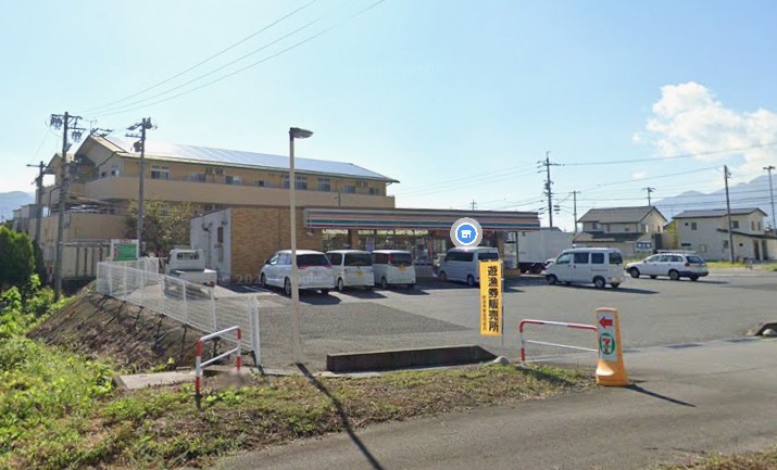 長野県千曲市桑原小坂 コンビニ