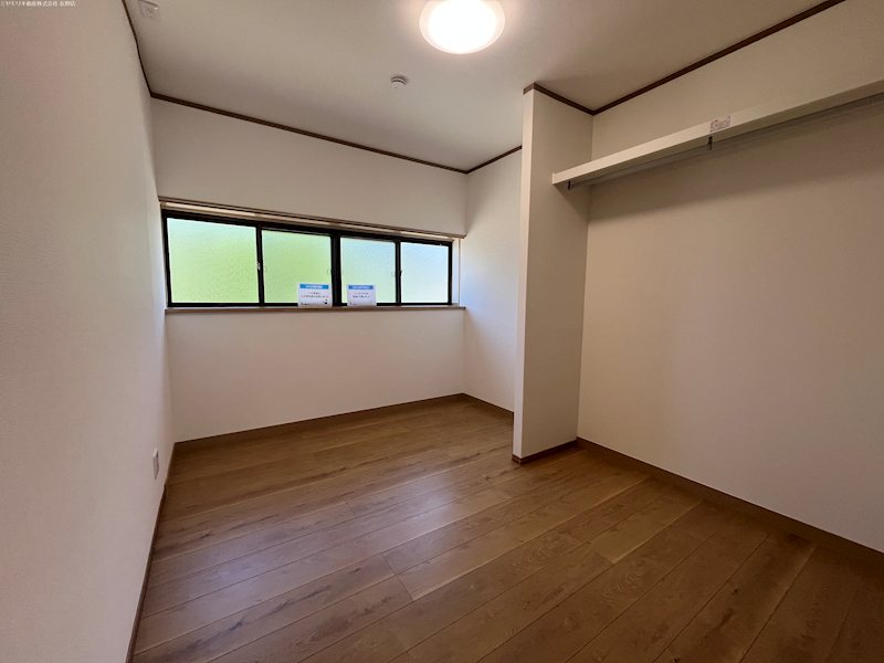 長野市若穂保科　中古戸建 内観写真（リビング以外の居室）