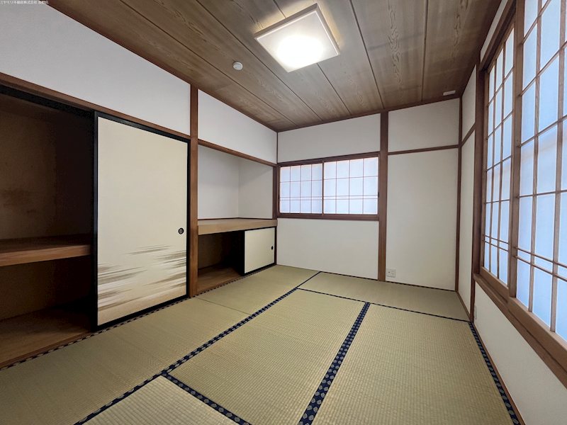 長野市若穂保科　中古戸建 内観写真（リビング以外の居室）