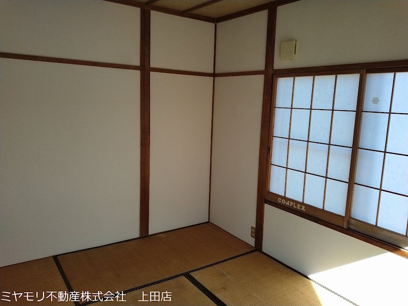 上田市生田　中古戸建 内観写真（リビング以外の居室）