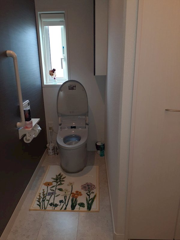佐久市協和　中古戸建 内観写真（トイレ）