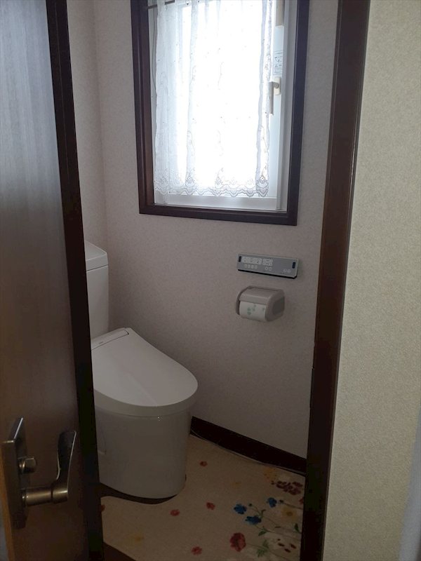 佐久市協和　中古戸建 内観写真（トイレ）