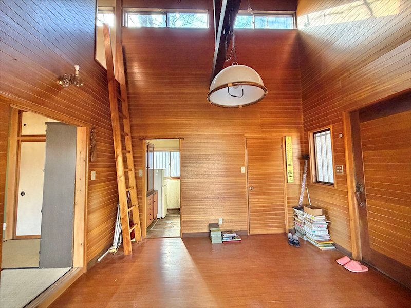 小諸市大久保　中古戸建 内観写真（リビング）
