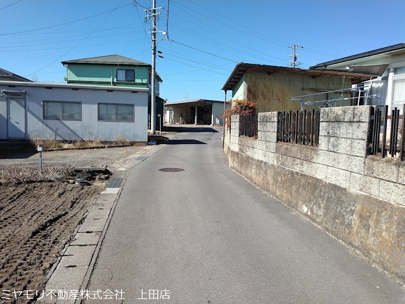 東御市海善寺　中古戸建 現地写真（前面道路含む現地写真）