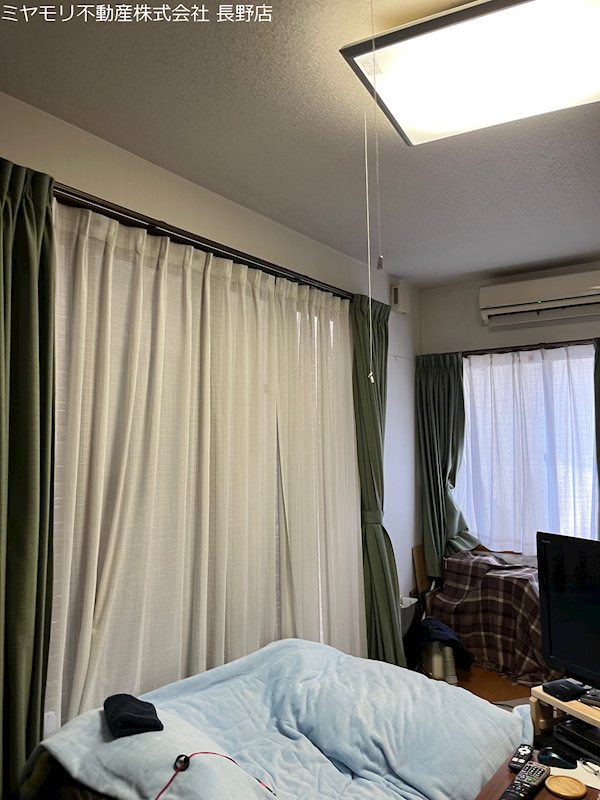長野県千曲市小島 内観写真（リビング以外の居室）