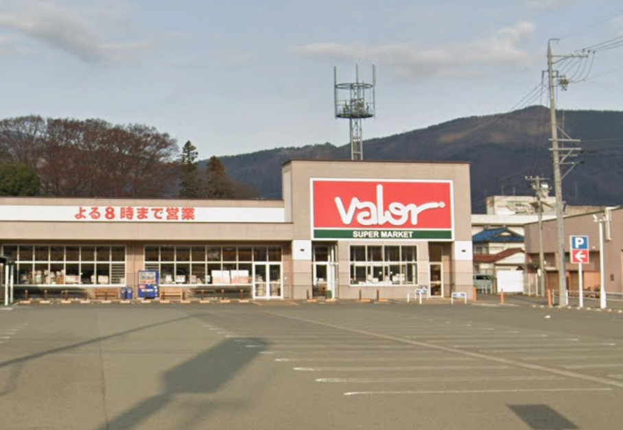 長野県千曲市小島 スーパー