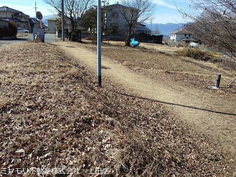 上田市上野　土地 現地写真